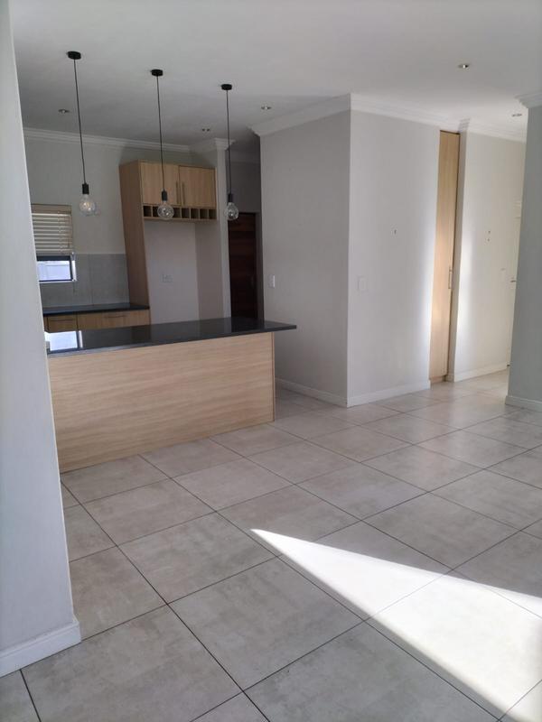 To Let 3 Bedroom Property for Rent in Parklands North Western Cape